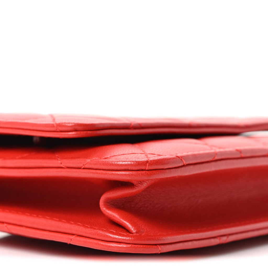 Lambskin Quilted Wallet On Chain WOC Red