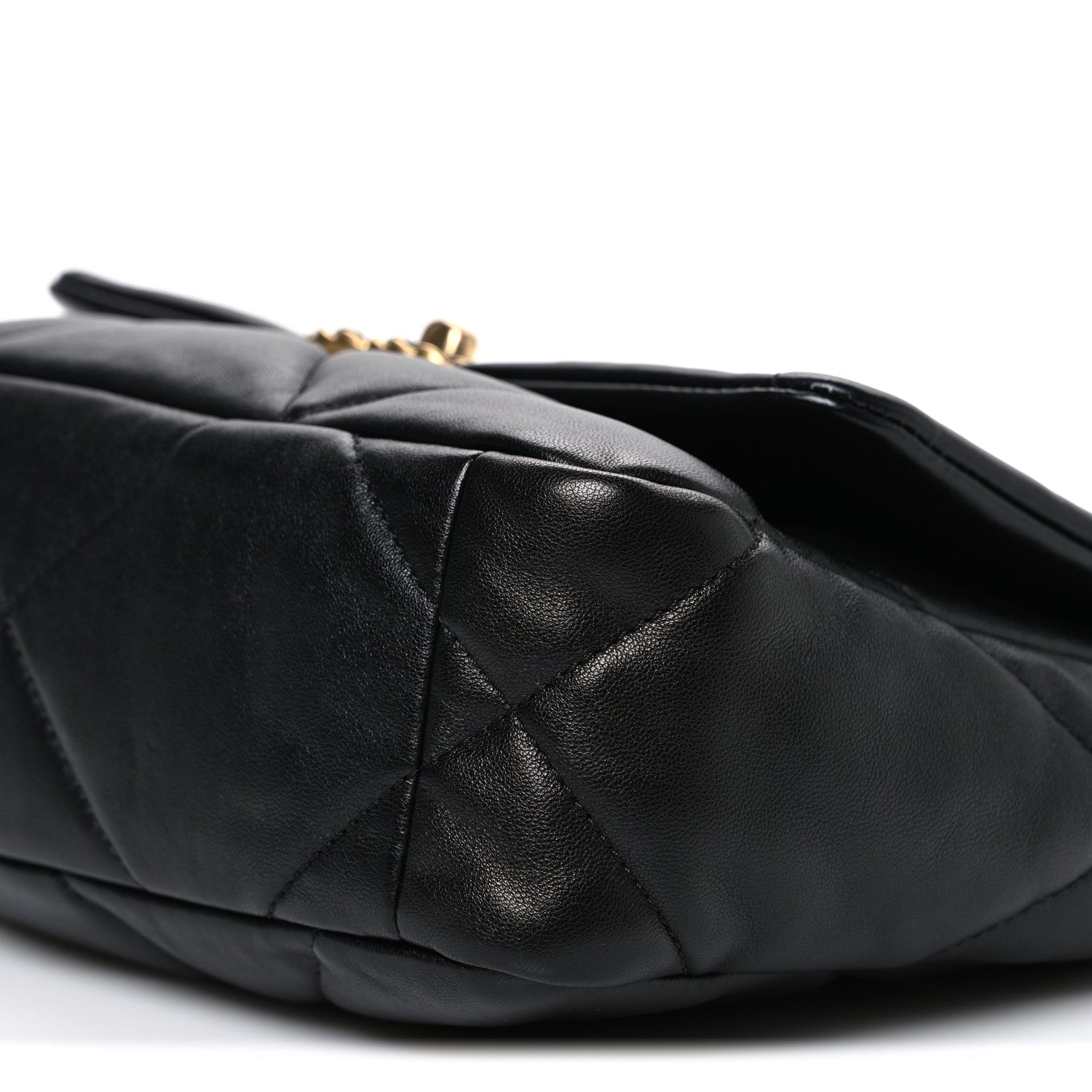 Lambskin Quilted Medium Chanel 19 Flap Black