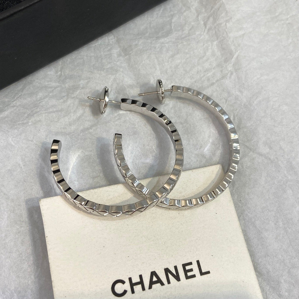 Chanel Coco Crush Earring Hoops